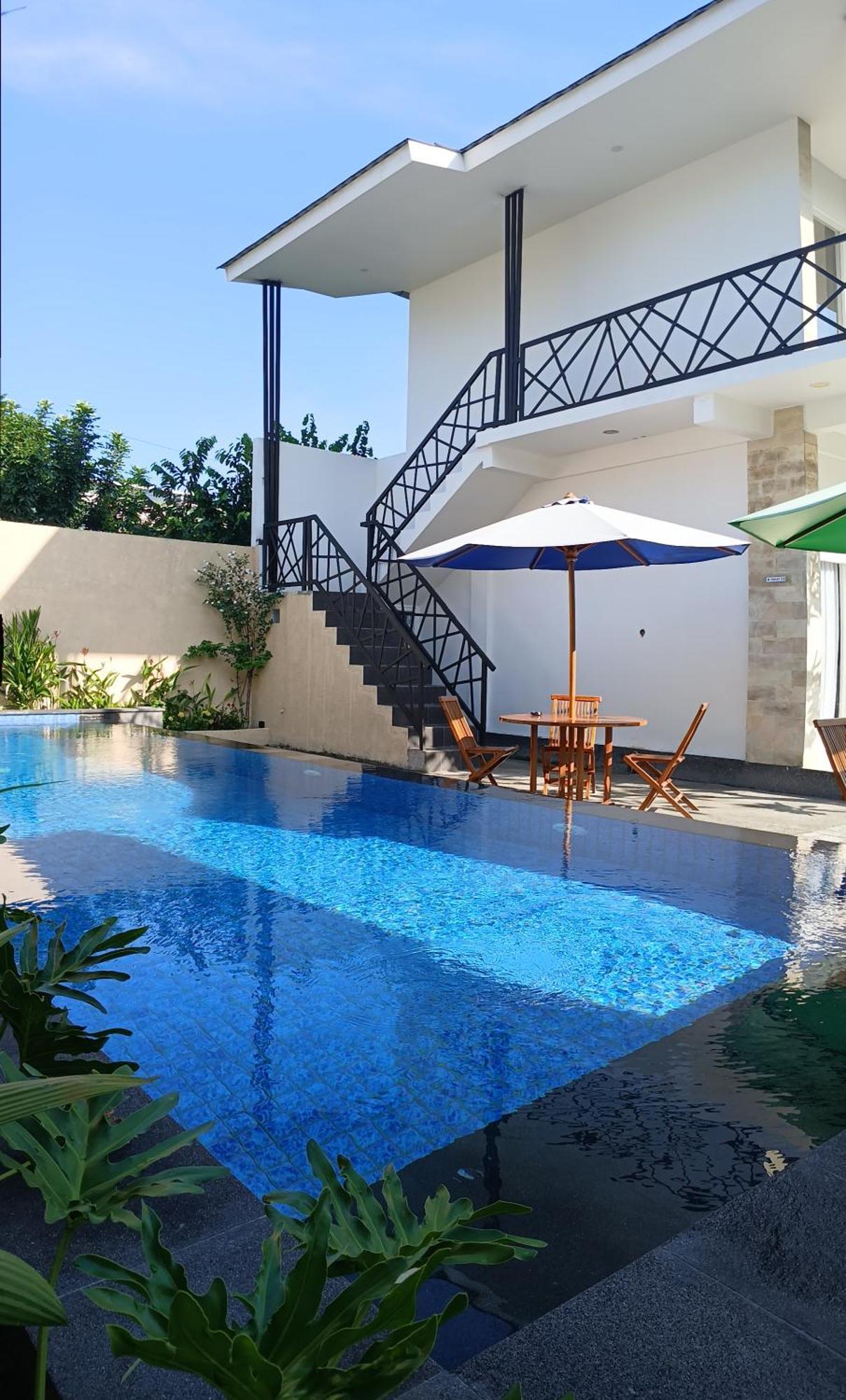 Zavana Rooms & Restaurant Tanjungkarang Exterior foto